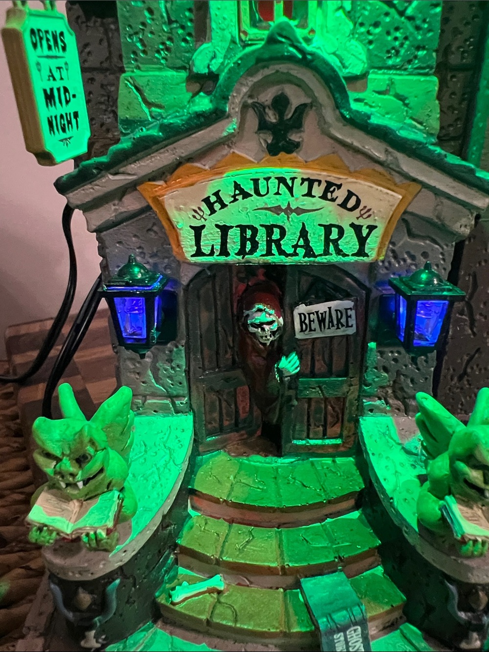 Lemax spooky town Halloween haunted library books bookish house display - Picture 7 of 11